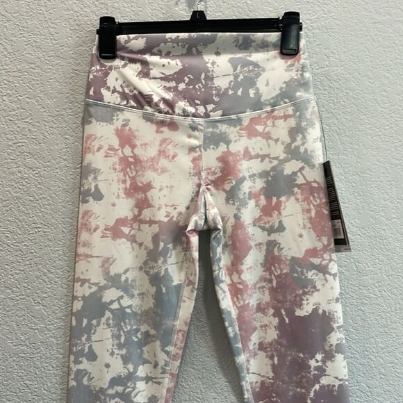 NEW Glyder Sultry Legging in Candy Tie Dye Size Small - Picture 3 of 10
